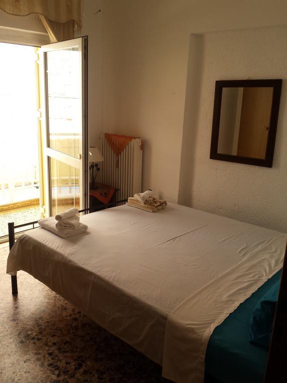 העיירה רתימנו Apartment Froso On The Beach חדר תמונה